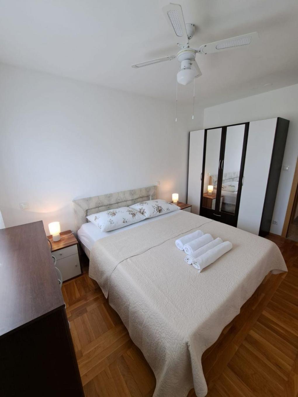 Apartment Slava - Close To The Mall Split Kültér fotó
